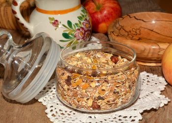 5 Kreasi Oatmeal untuk Diet yang Mudah Dicoba di Rumah