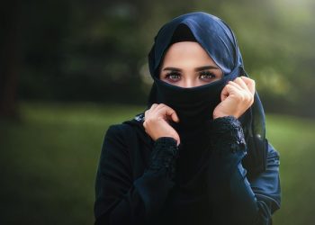 Islam Datang untuk Memuliakan Wanita