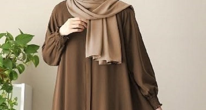 Tips Mix and Match Kenakan Abaya di Tengah Cuaca Panas