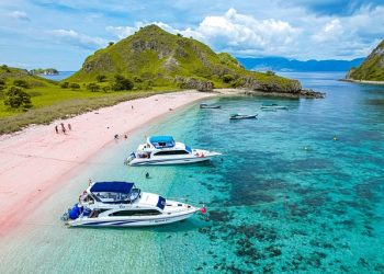 Rekomendasi Destinasi Wisata Halal Nusa Tenggara Timur yang Tak Boleh Terlewat