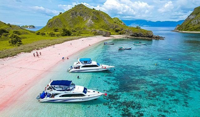 Rekomendasi Destinasi Wisata Halal Nusa Tenggara Timur yang Tak Boleh Terlewat