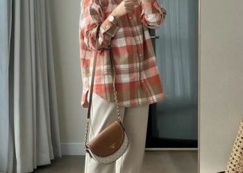 Inspirasi Outfit Saat Piknik Bersama Keluarga