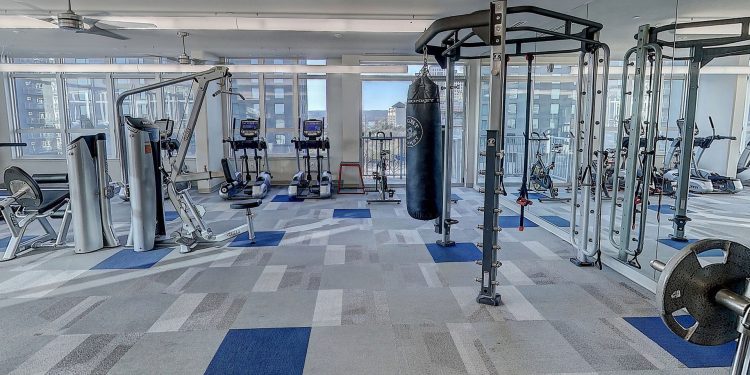 Hal yang Harus Diperhatikan Para Muslimah Sebelum Olahraga ke Gym