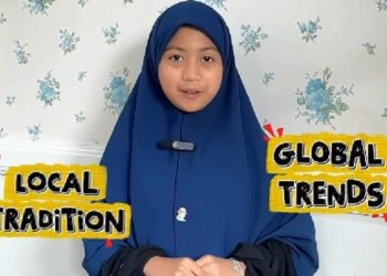 Siswi SMP JISc Soroti Pentingnya Menjaga Tradisi Lokal di Tengah Arus Tren Global