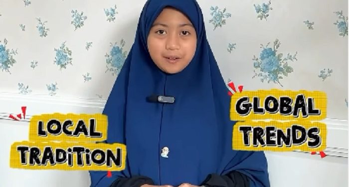 Siswi SMP JISc Soroti Pentingnya Menjaga Tradisi Lokal di Tengah Arus Tren Global