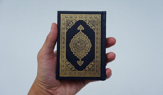 Menghidupkan Al Quran dalam Kehidupan Sehari Hari