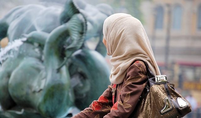 Saat Ekonomi Keluarga Sulit, Istri Perlu Saling Menguatkan