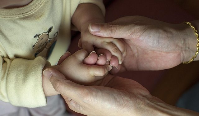 7 Cara Menjaga Nutrisi Ibu Menyusui Agar Tetap Fit