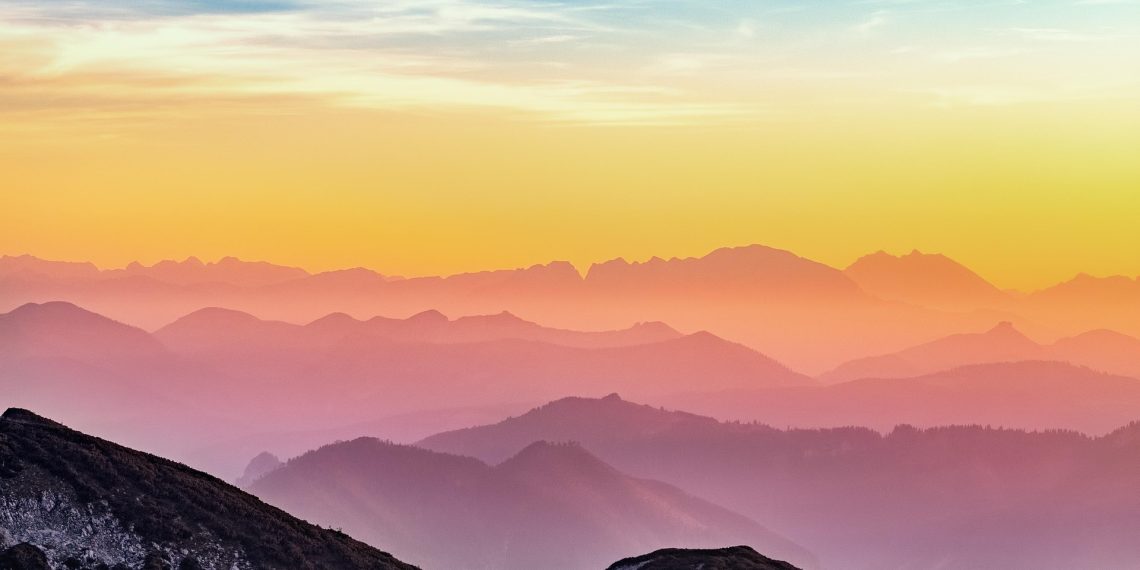Tidak Harus Hebat di Mata Dunia Namun Cukuplah Baik di Mata Allah