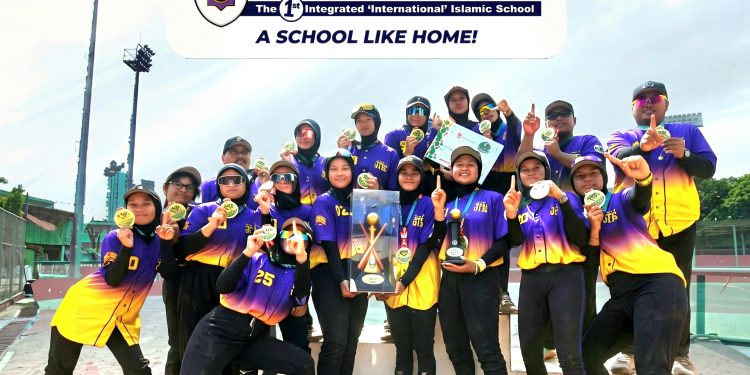 Kunci Utama Para Siswa JISc Raih Juara 1 Softball Nasional
