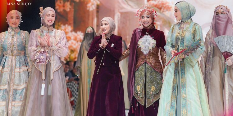 Rhythm, Koleksi Novia Sukijo yang Memadukan Keindahan Tenun Melayu dan Gaya Kontemporer