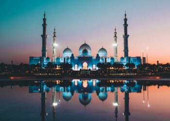 Mengapa Anak Sering Menunda Shalat? Ini Tips bagi Orang Tua Agar Anak Terbiasa Shalat Tepat Waktu!