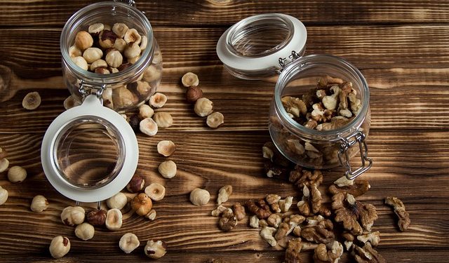 Benarkah Mengonsumsi Kacang Ini Bisa Menjaga Kesehatan Otak dan Jantung? Simak Ragam Manfaat Kacang Walnut!