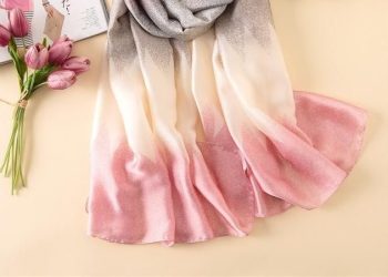 5 Ide Styling Pashmina Chiffon untuk Wajah Bulat agar Tampil Anggun dan Fresh