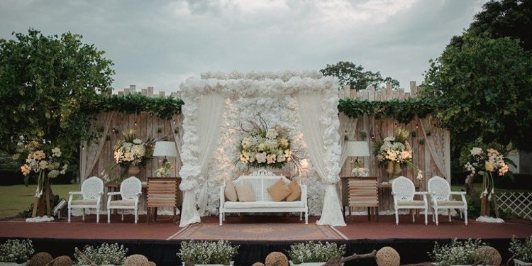 Rumah Tangga Bukan Sekadar Berbicara Hidup Tanpa Masalah