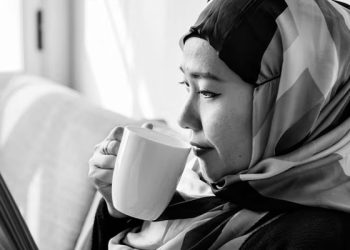 Minum Kopi